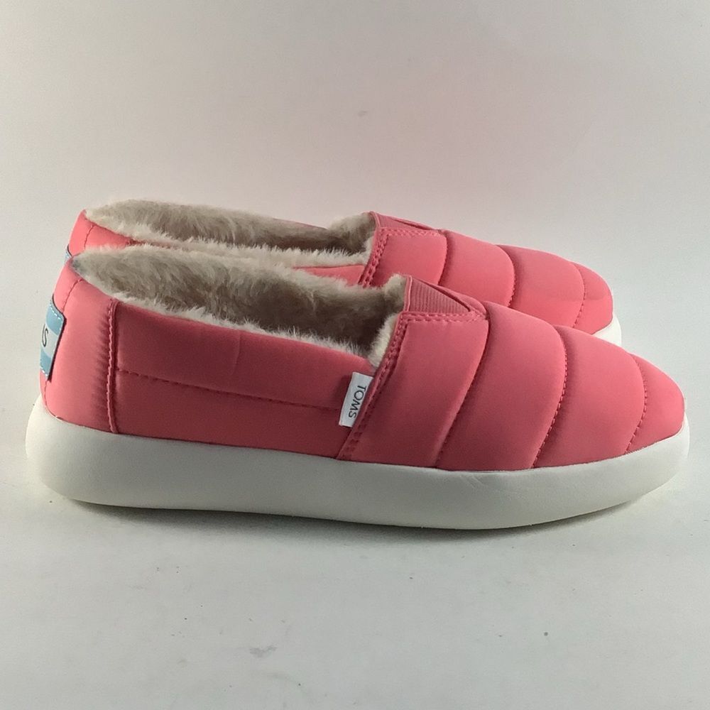 Toms Mallow womens shoes faux fur woven sneakers pink size 6.5 10016741